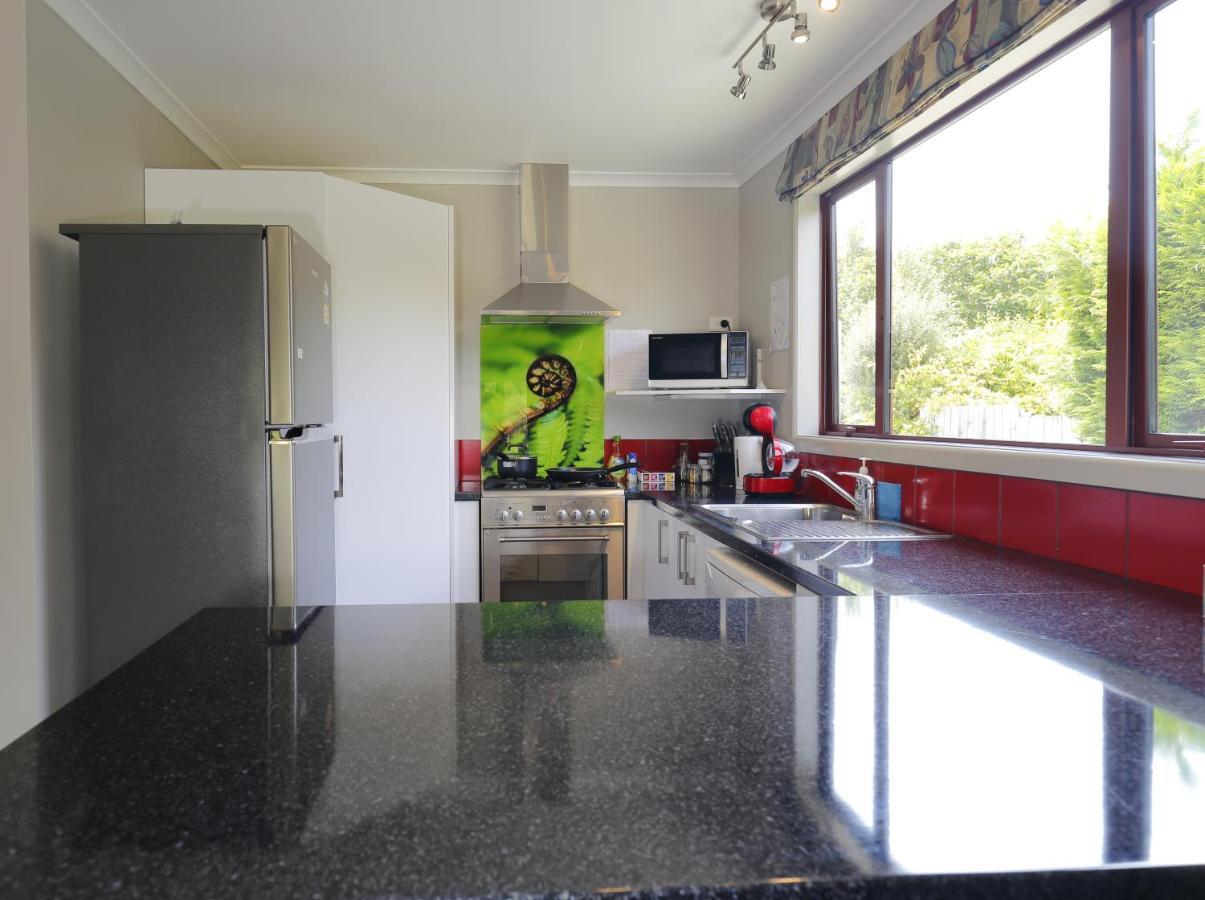 Mokonui Cottage - Te Anau Holiday Home Exterior foto